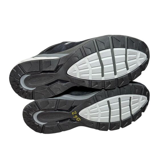 New Balance 990 Men\'s Black and Gray Athletic Shoes size 14 4E